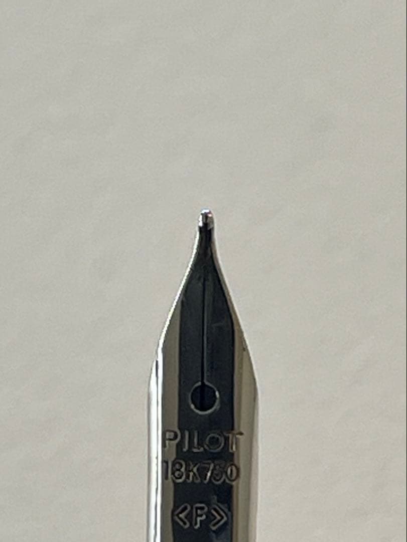 パイロット　キャップレス　マットブラック　F