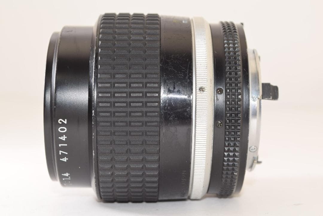 Nikon Ai-s ニッコール 35mm f1.4 MF ワイドレンズ