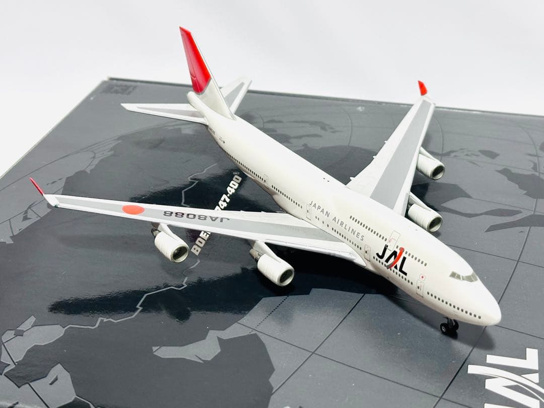hogan 1/300 B747-400 JALアーク塗装 ダイキャストモデル