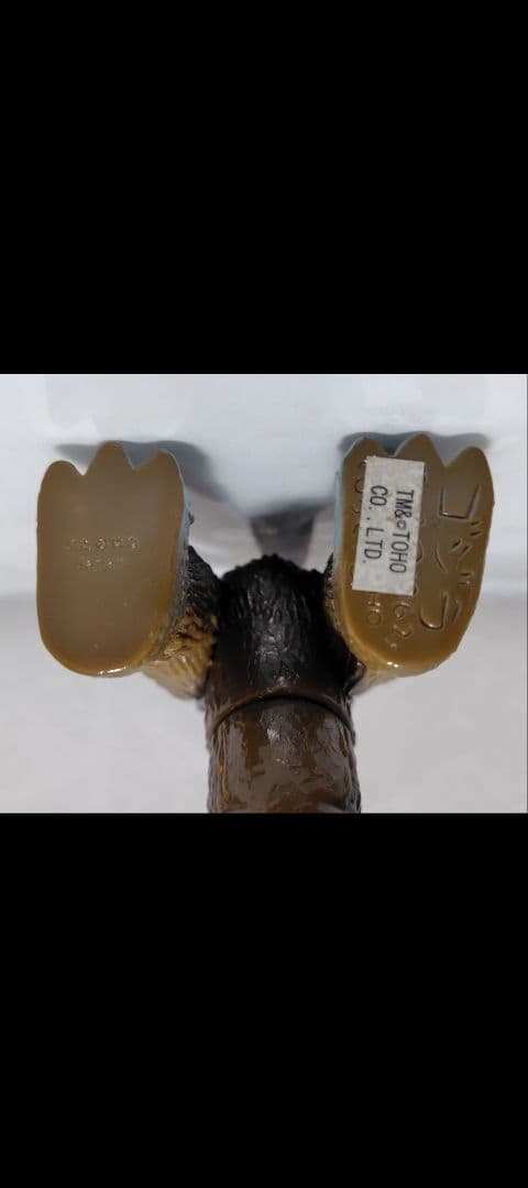 ソフビ　ぶたのはな　キンゴジ