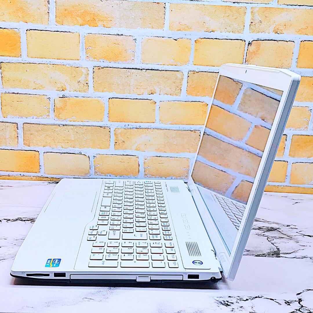 初心者さん向けノートパソコン❤️HDD1000G❤️メモリ8G✨ハイスぺPC☘️