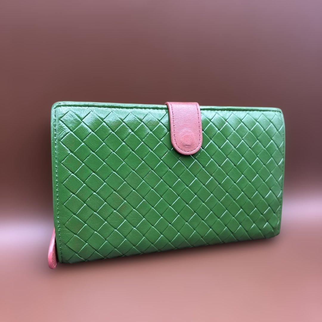 ◆正規品◆ボッティガヴェネタイントレチャート 二つ折りサイフ