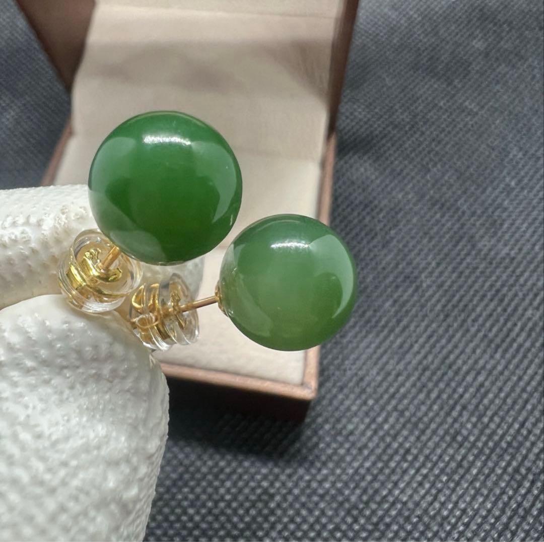 新品 18k使用の天然和田玉翡翠グリーン碧玉ラウンドのピアス D10117