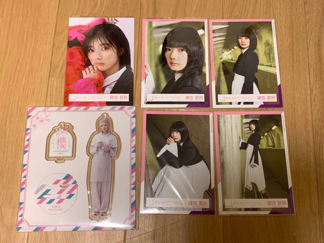 櫻坂46 藤吉夏鈴　start over!　なぜ恋　生写真　カフェ　アクスタ