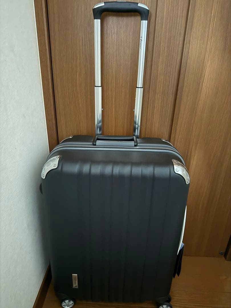 eminent PRO ハードタイプ スーツケース Mサイズ