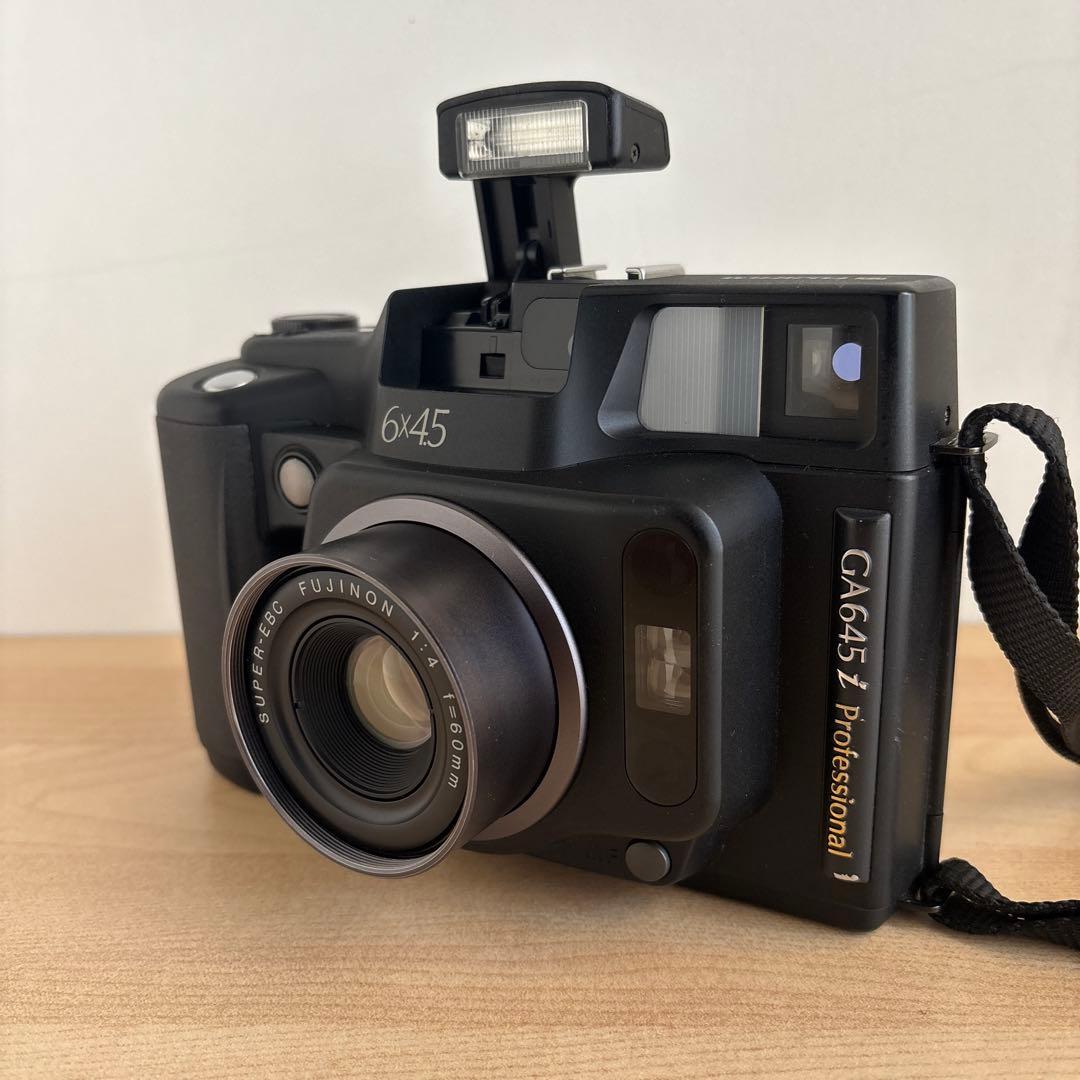 FUJI GA645i Professional 6x45フィルムカメラ