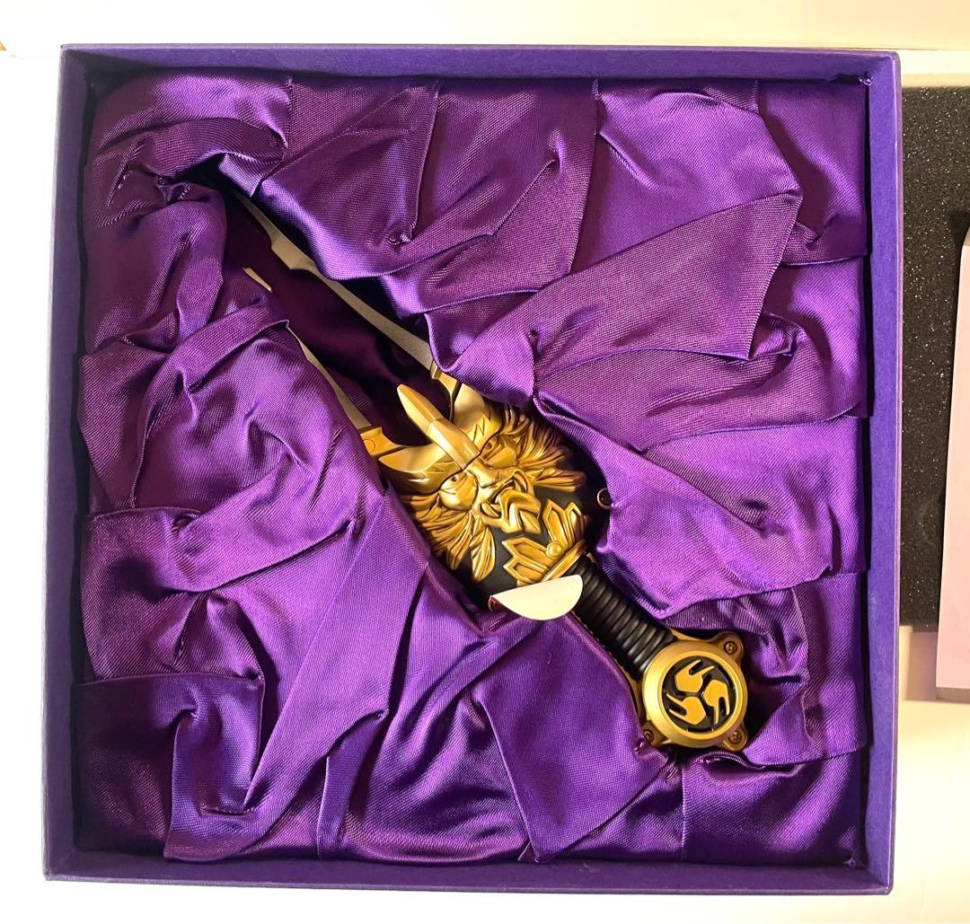 希少【未使用】仮面ライダー響鬼〈コンプリートセレクション〉変身音叉・音角