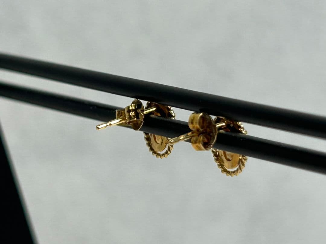 K18　ピアス　金装飾枠　天然オパール　　 レアデザイン　年代物