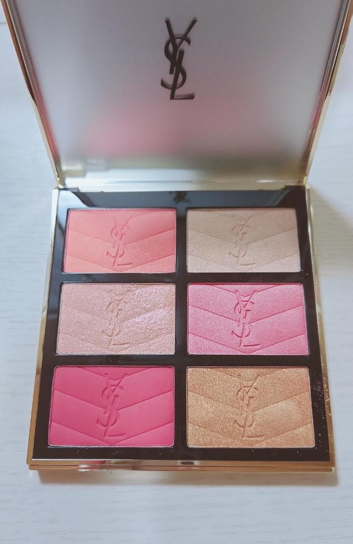 YSL イヴ・サンローラン　クチュールフェイスパレット