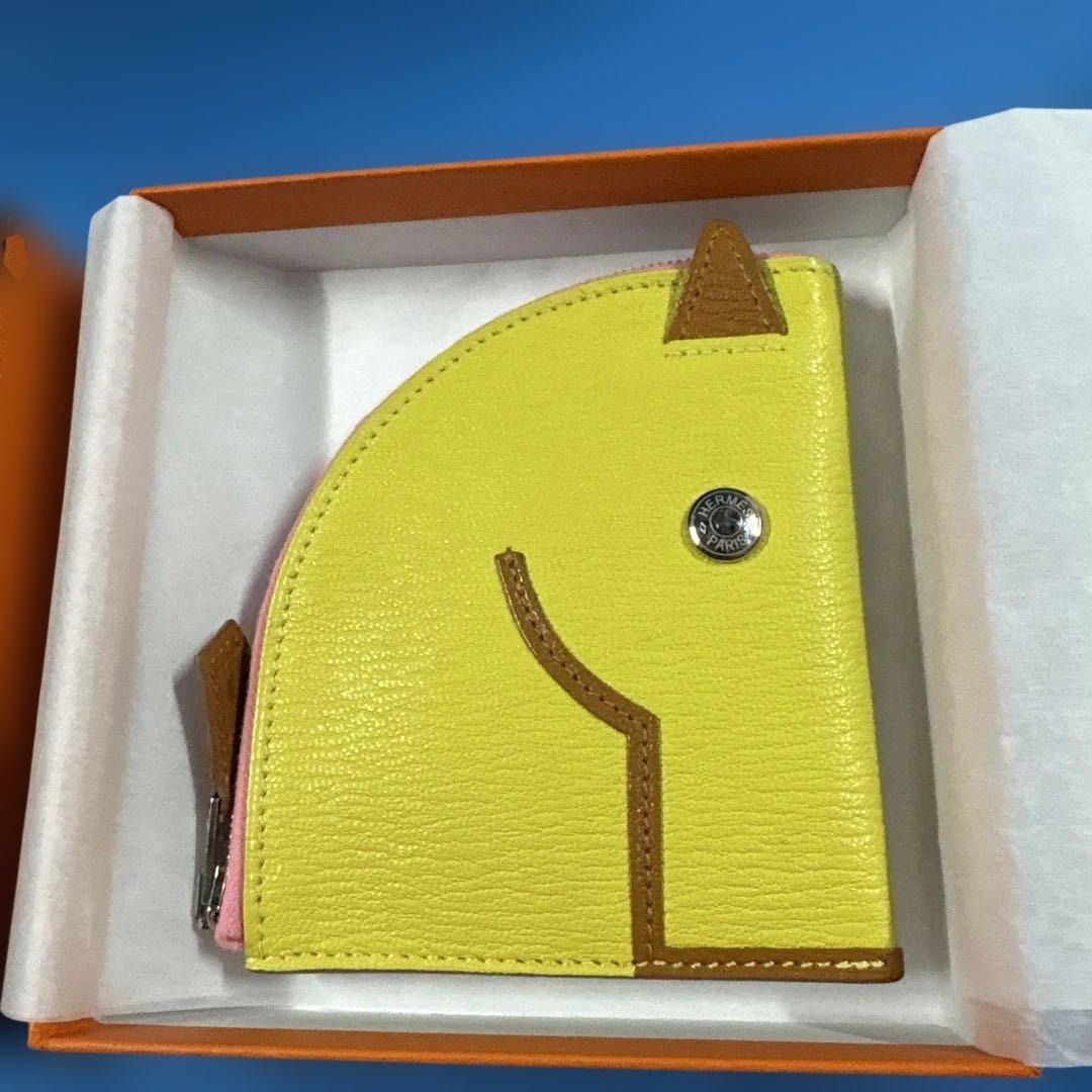 HERMES（エルメス ）⭐️ケース　シュバル　パドック 馬