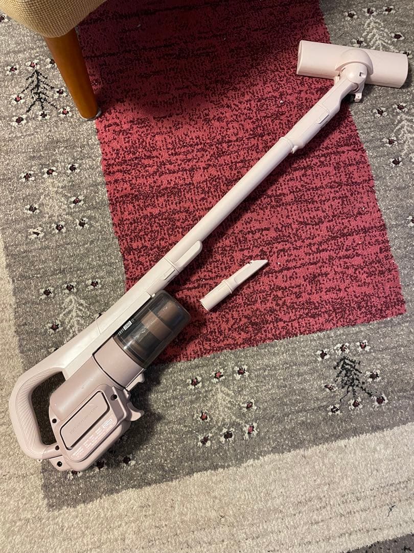 シャープ　充電式掃除機　EC-PT1 2024年製