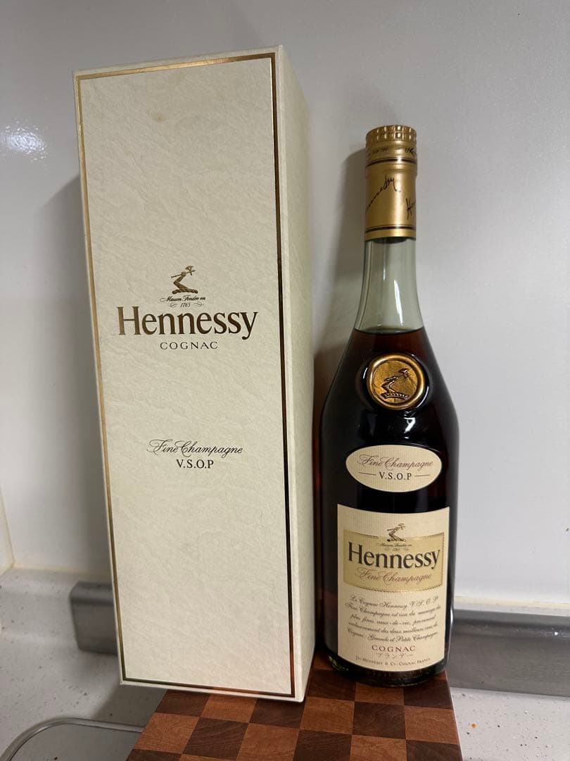 Hennessy V.S.O.P コニャック 専用ボックス付き