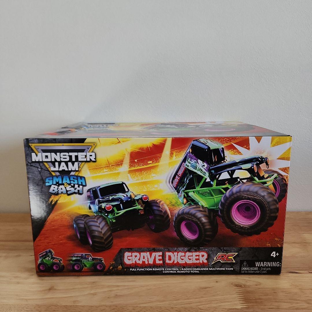 モンスタージャム 巨大 スマッシュ＆バッシュ グレイブディガーモンスタートラック