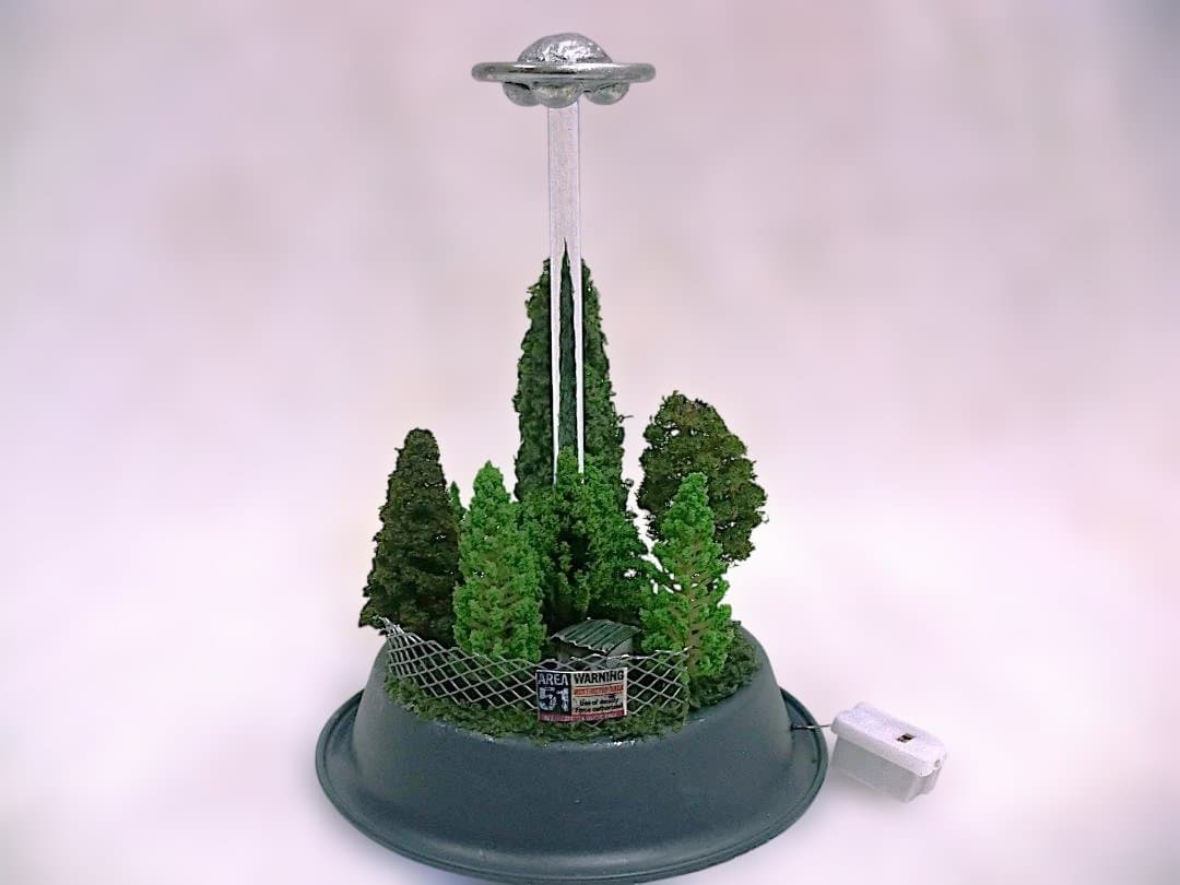 エリア５１UFOジオラマシリーズ、レーザービーム（スモールサイズ）特別価格