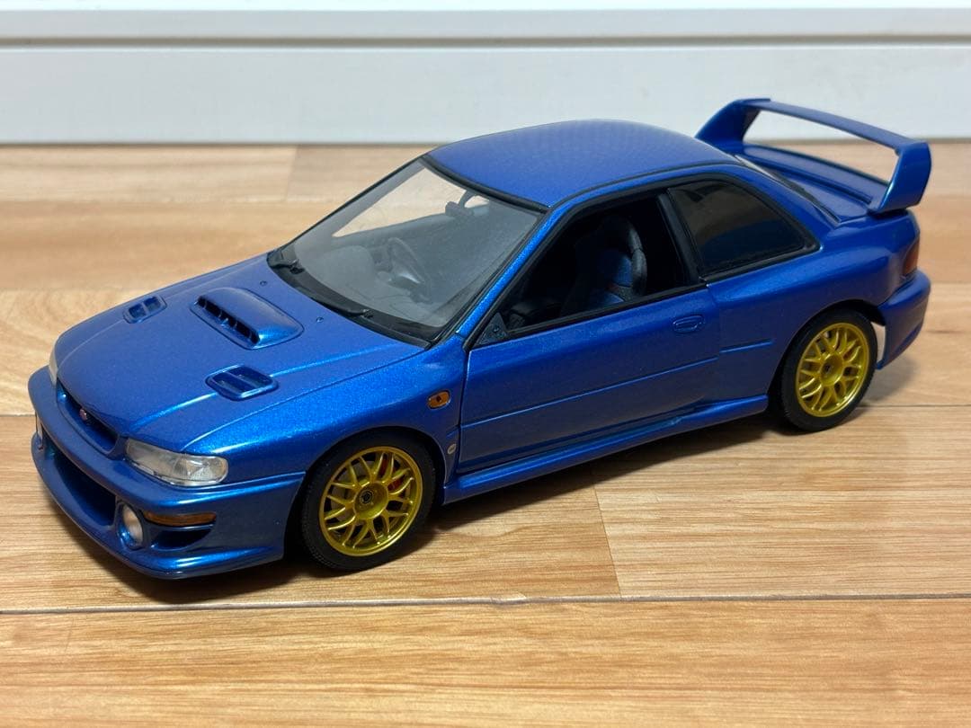 オートアート 1/18 スバル インプレッサ 22B ジャンク