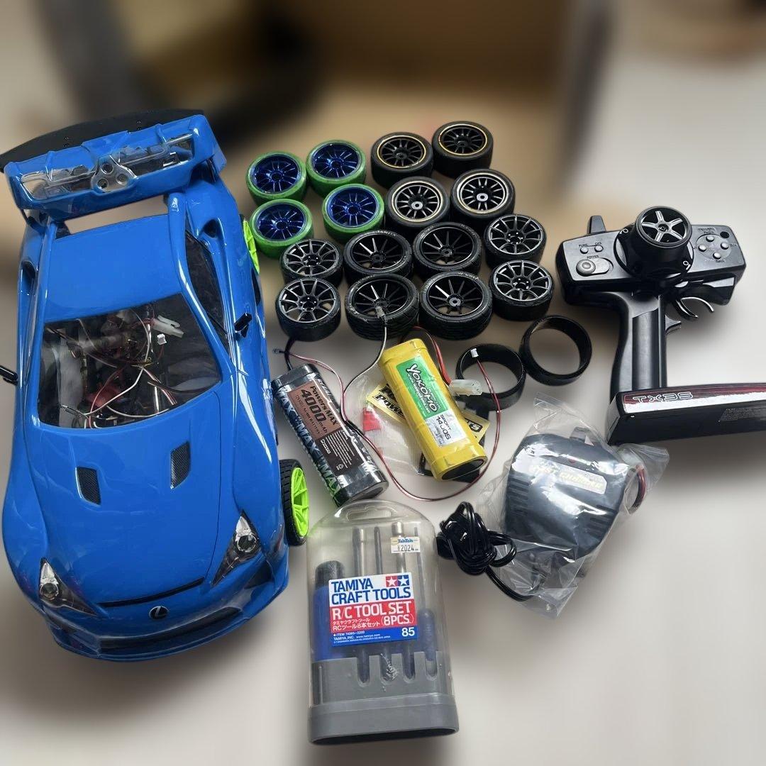 超メルカリ市値下げ！ラジコン一式 バッテリー2本、充電器付き