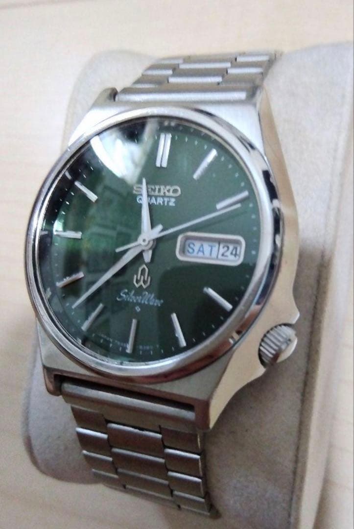 セイコー　SEIKO　シルバーウェーブ　グリーン文字盤　ガラス風防　電池新品