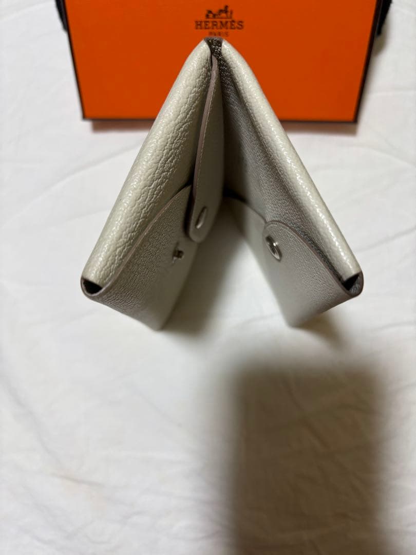 【りんご】HERMES カルヴィデュオ