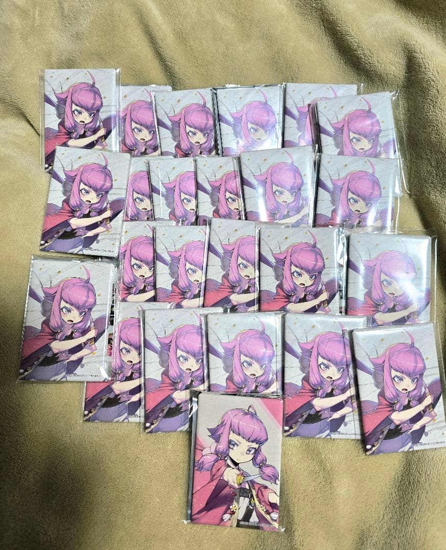 刀剣乱舞 北谷菜切 スクエア缶バッジ