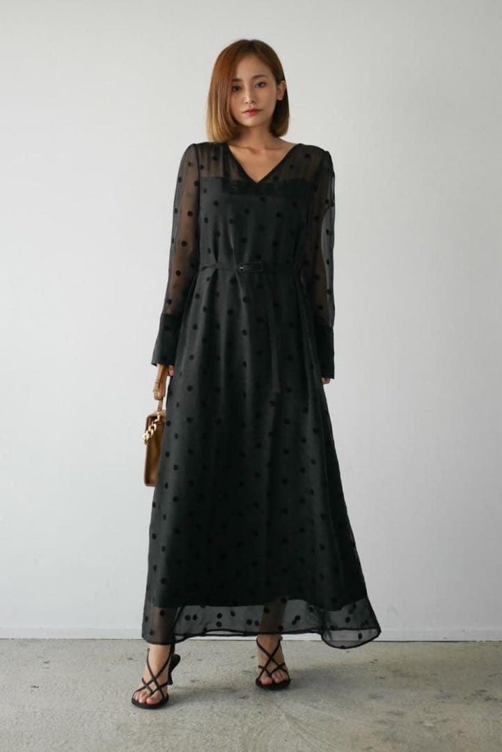 【新品未使用タグ付き】My shawty オケージョンドレス　ブラック　LEJA