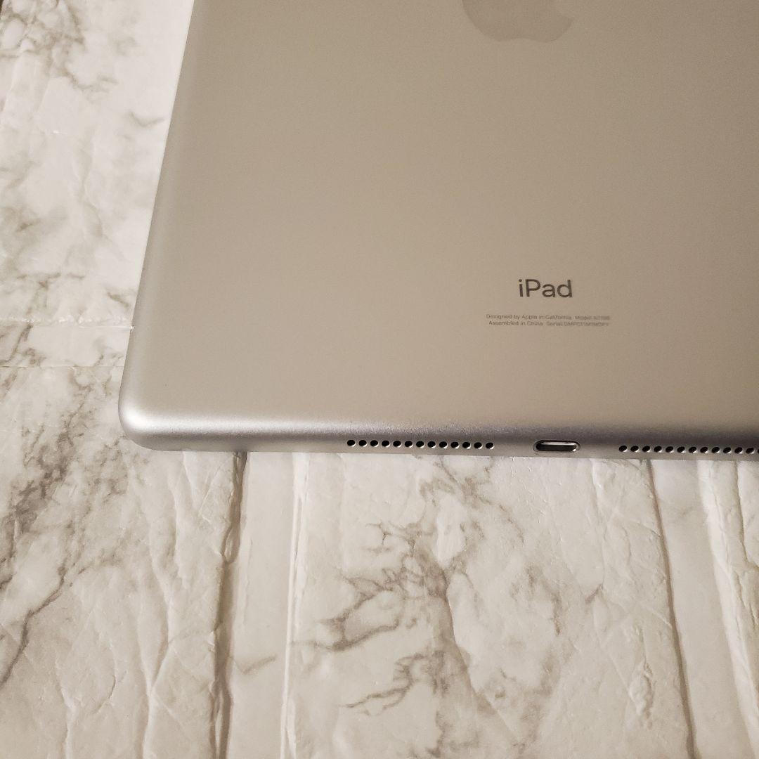 262 iPad 7世代 128GB SIMフリー シルバー