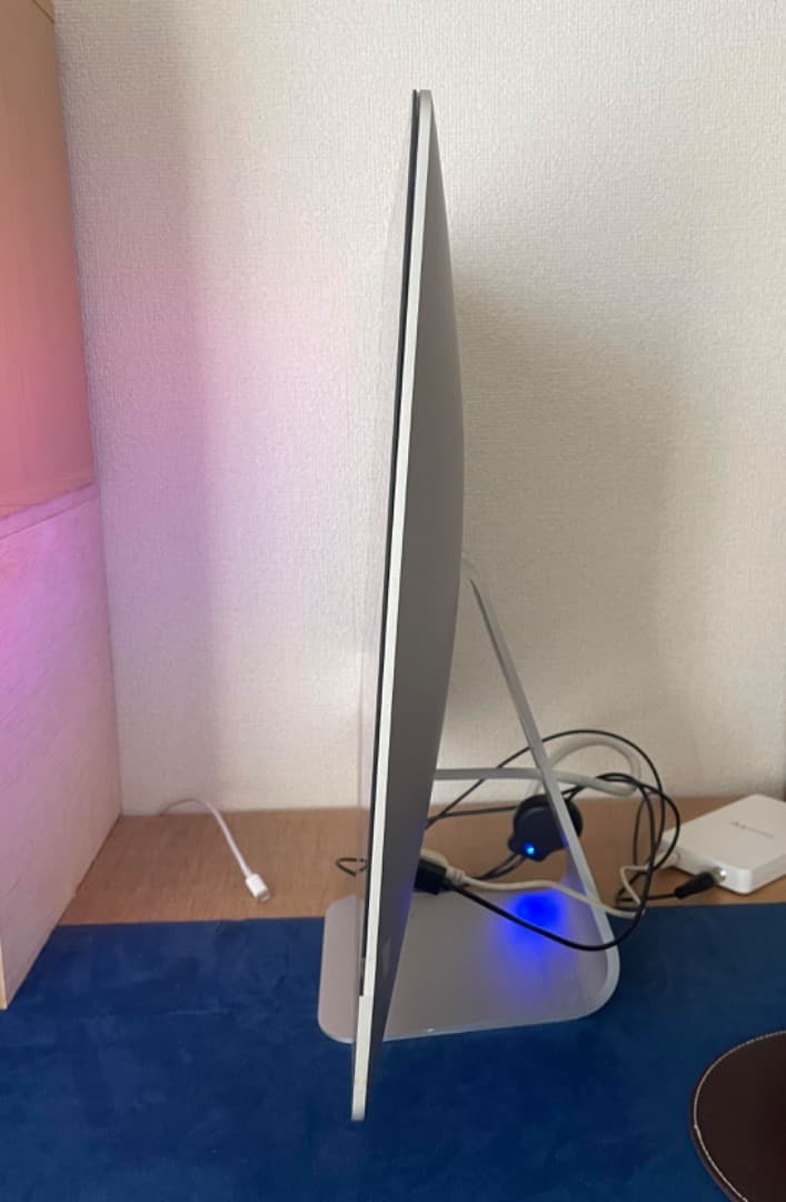 iMac Retina 4K 21.5インチ (Late 2015)