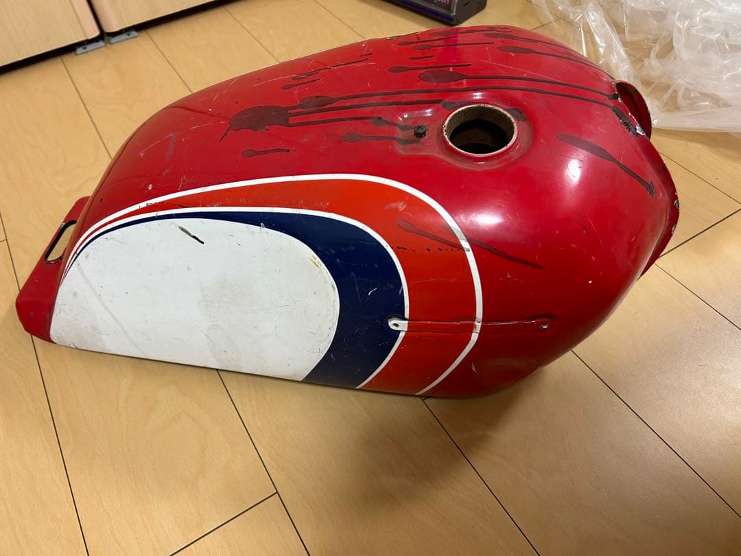 た*ー様 xj400 タンク テールカウル ジャンク品