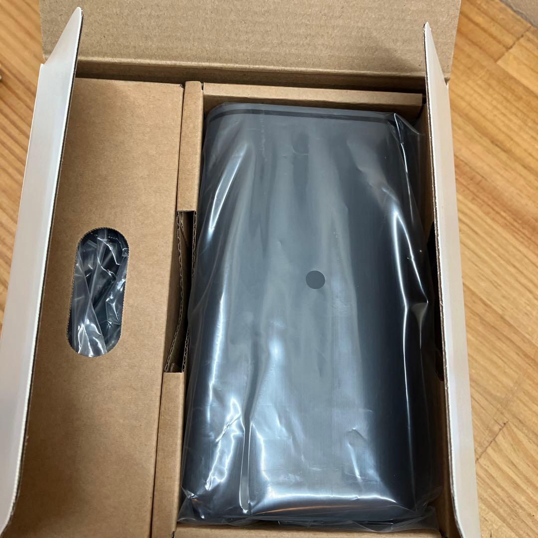 【新品、未使用】　docomo 5G HR02