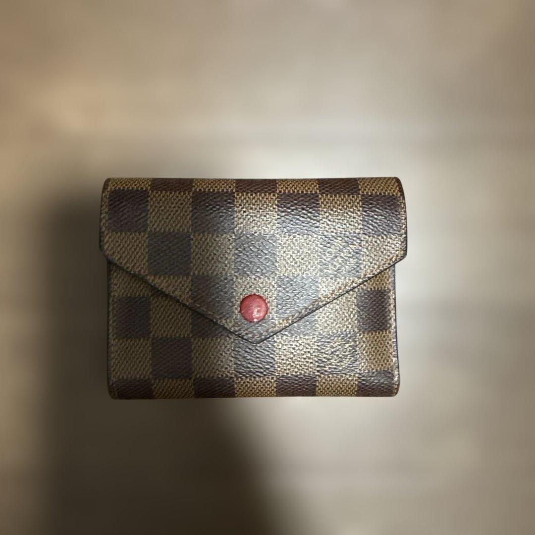 ダミエパターン 二つ折り財布 ブラウン