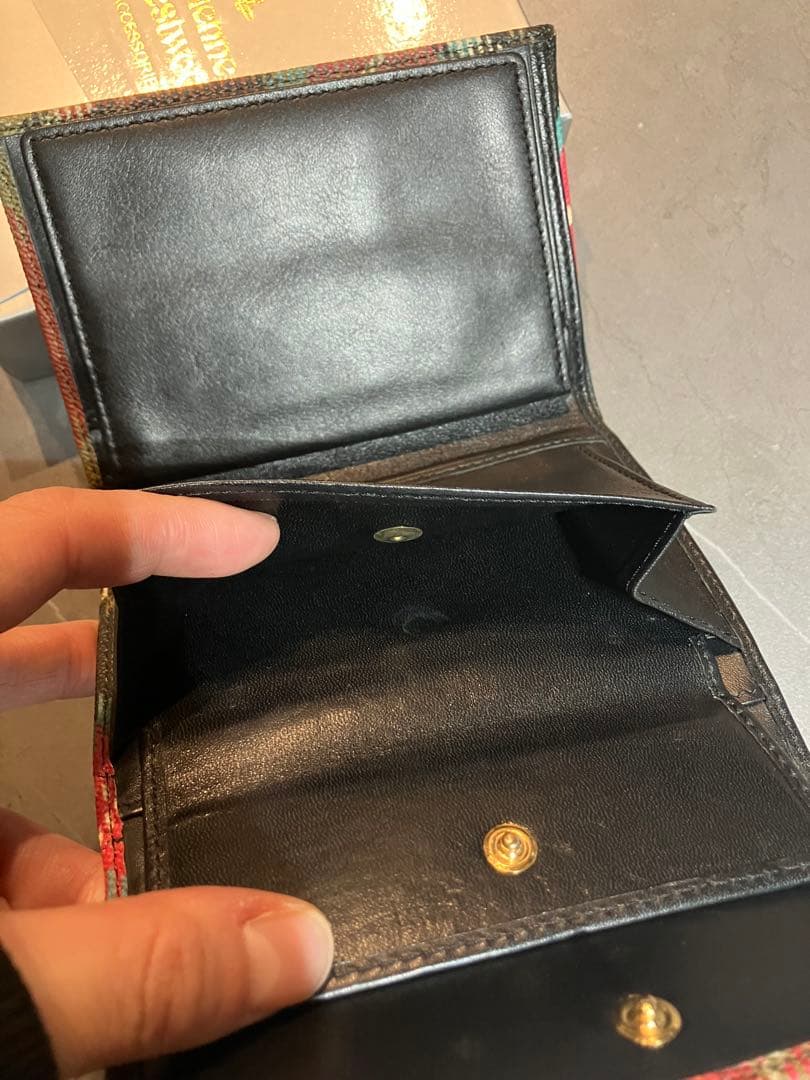 ヴィヴィアンウエストウッド　三つ折り財布　ダービーチェック