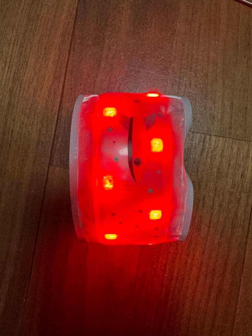 ミセス　ゼンジン　ライトバンド