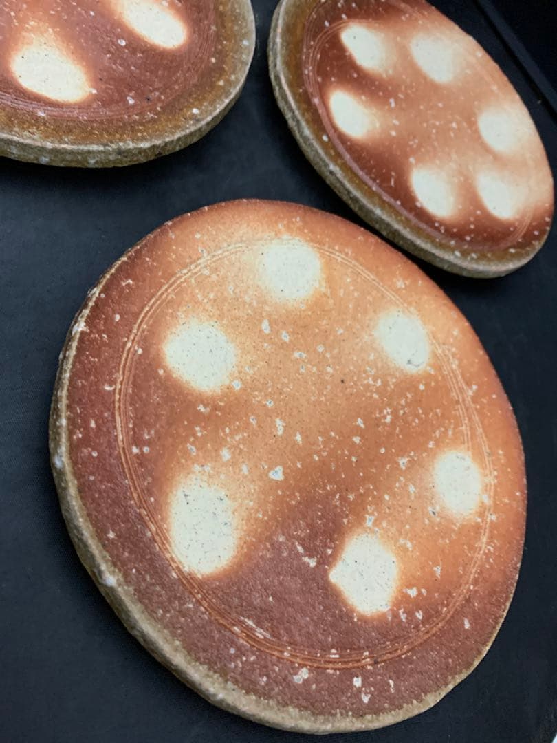 信楽焼　高橋春斎　丸皿５枚　三ッ脚付　共箱付　懐石料理料亭皿