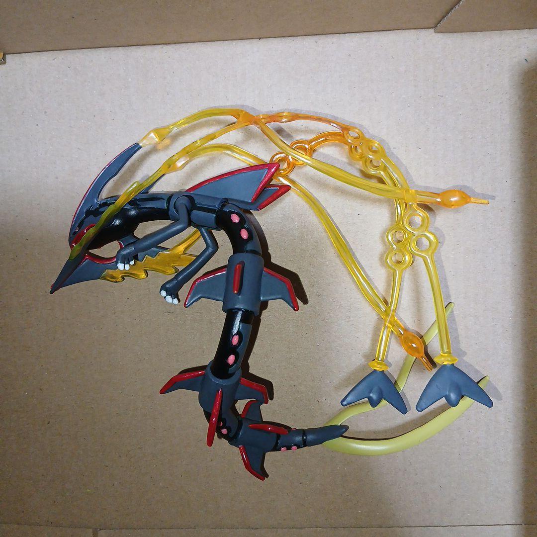 モンコレ メガレックウザ 黒いメガレックウザ 色違い ポケモン