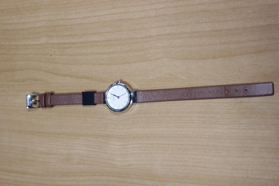 【新品】 BERING レディース 腕時計 ソーラー 14424-504