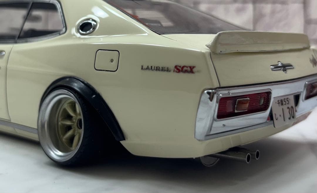 1/18 イグニッションモデル　日産ローレル　ワタナベ　オバフェンカスタム