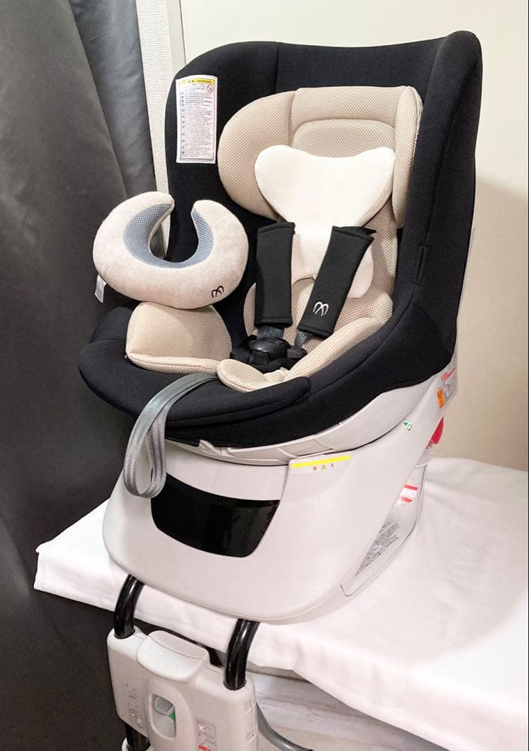 AILEBEBE エールベベ 360ターンSⅡ　360℃回転式 チャイルドシート