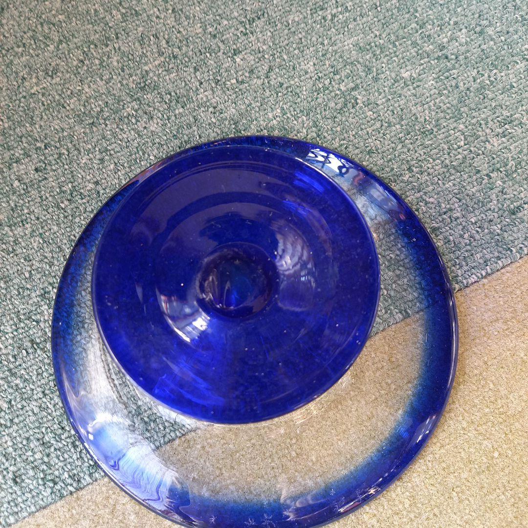 アンティーク　青いガラス製皿　フル一ツ皿　飾り