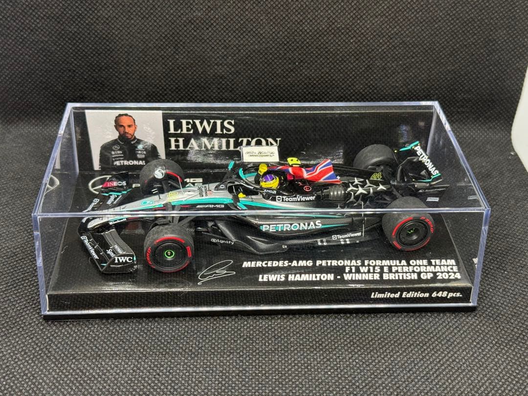 ミニチャンプス 1/43 メルセデスF1 W15 L.ハミルトン イギリスGP