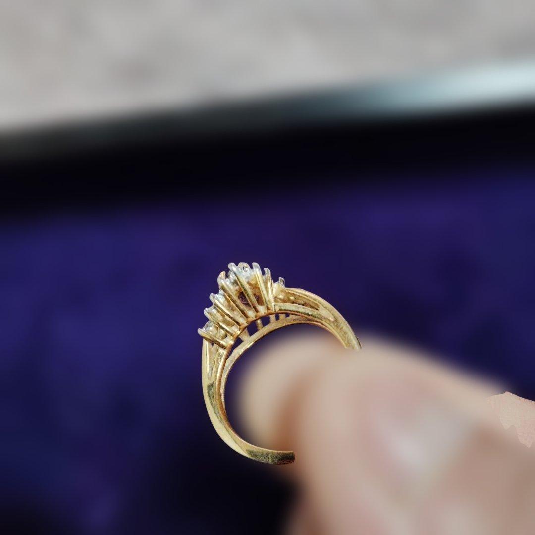 紫色の中心石 花デザインリング