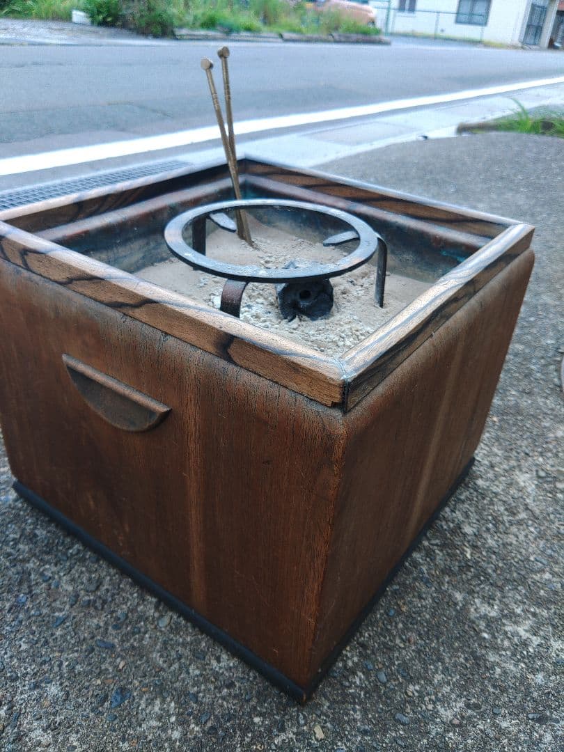 木製 火鉢 四角形 ・火箸付き　黒柿