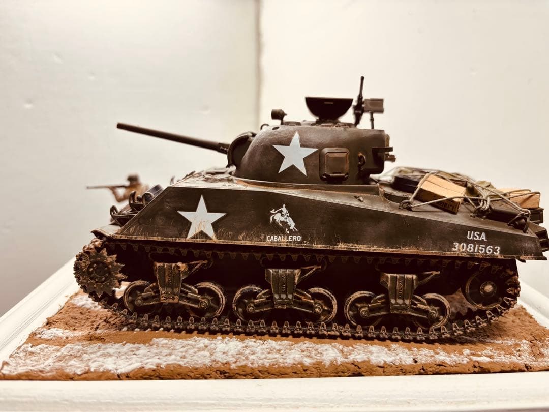 M4 A3シャーマン戦車 1/35 スケール ジオラマ