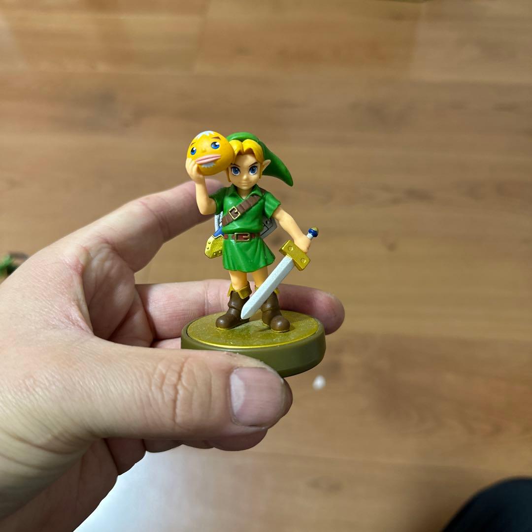amiiboリンクムジュラの仮面