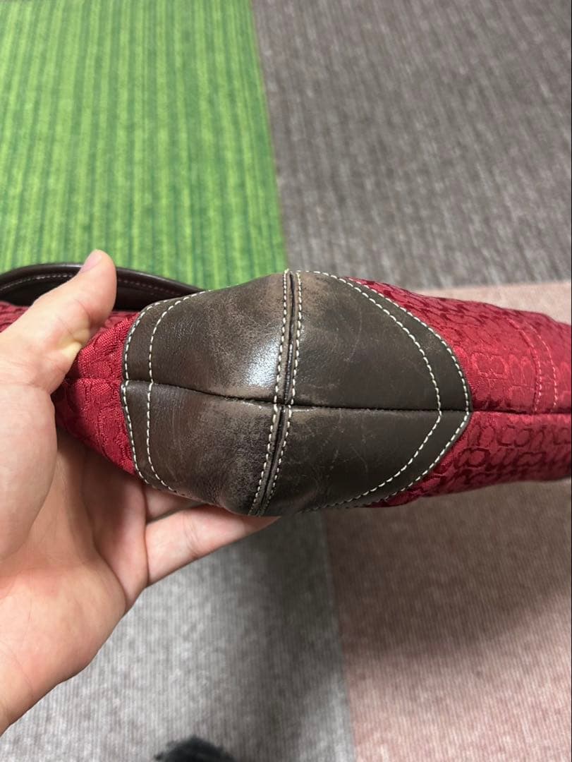 COACH シグネチャー ショルダーバッグ 保存袋付 中型