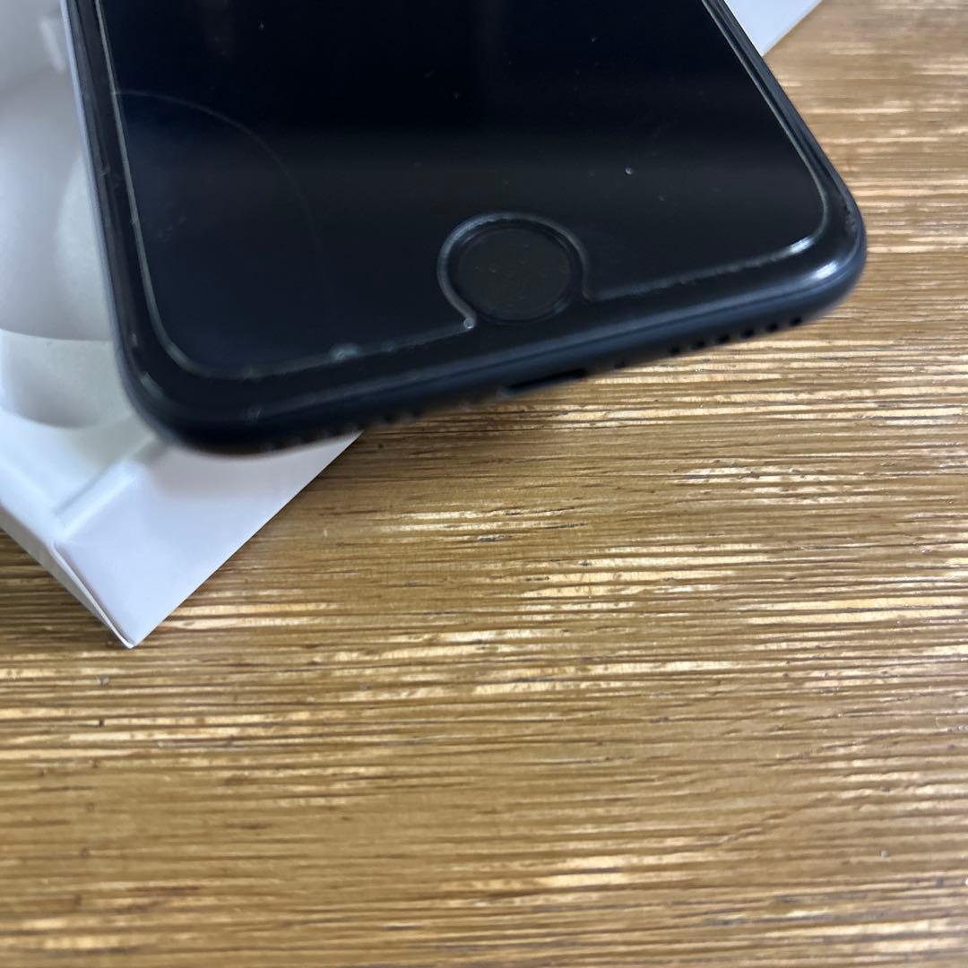 iPhone SE（第3世代） ミッドナイト 64GB