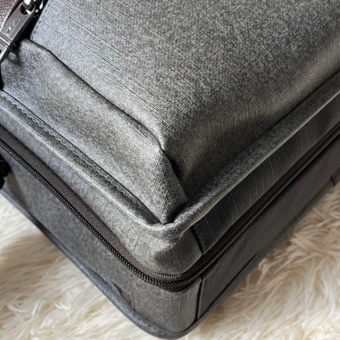 ⭐️極美品⭐️　TUMI ALPHA2　26141EG2　ビジネスバッグ