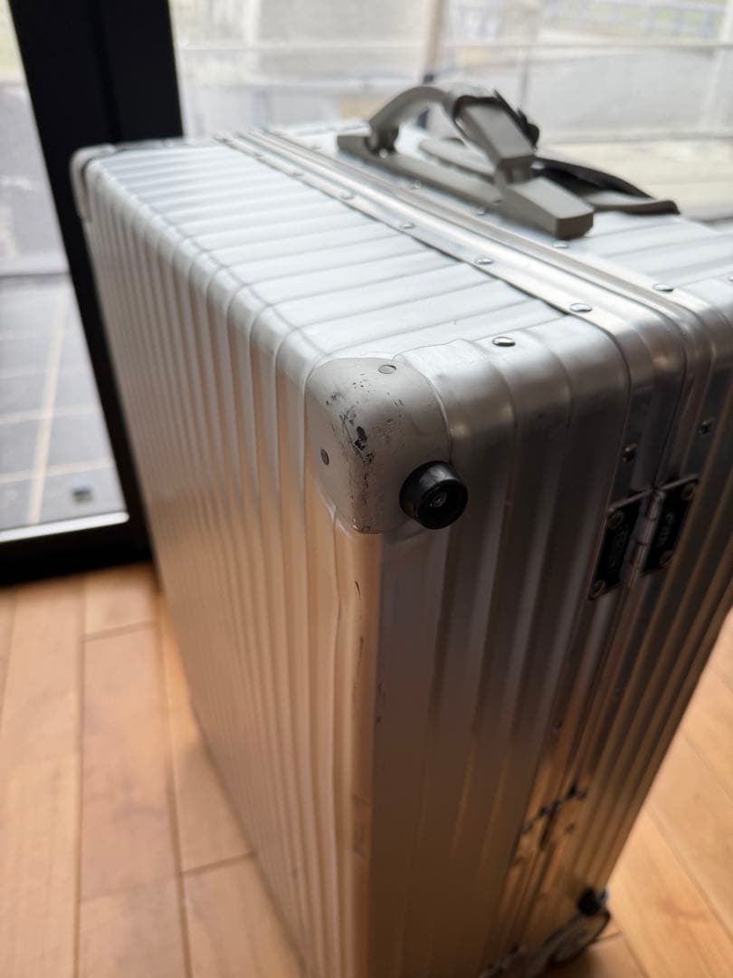 リモワ スーツケース 63Ｌ 旧ロゴ TSAロックなし クラシックフライト