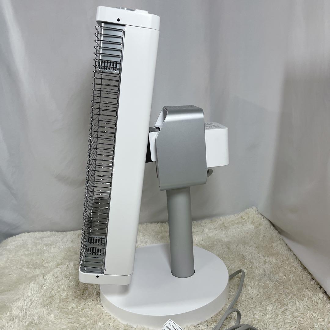 2022年製　ダイキン 遠赤外線暖房 セラムヒート ERFT11ZS-W