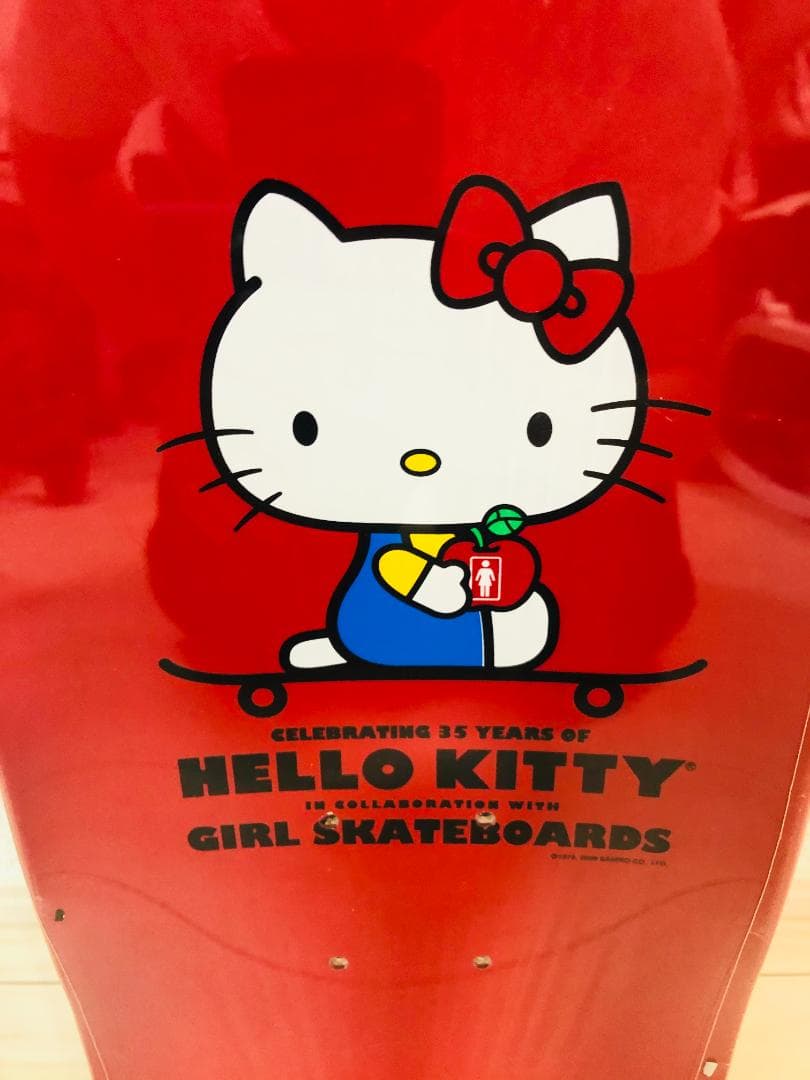 台湾製無地黒デッキテープ付き ガール　Girl 8.0デッキ ハローキティ