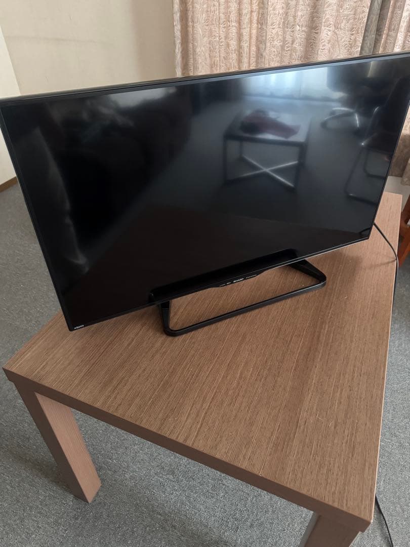 HIROTSHARP AQUOS 40インチ液晶テレビ　LC-40W35