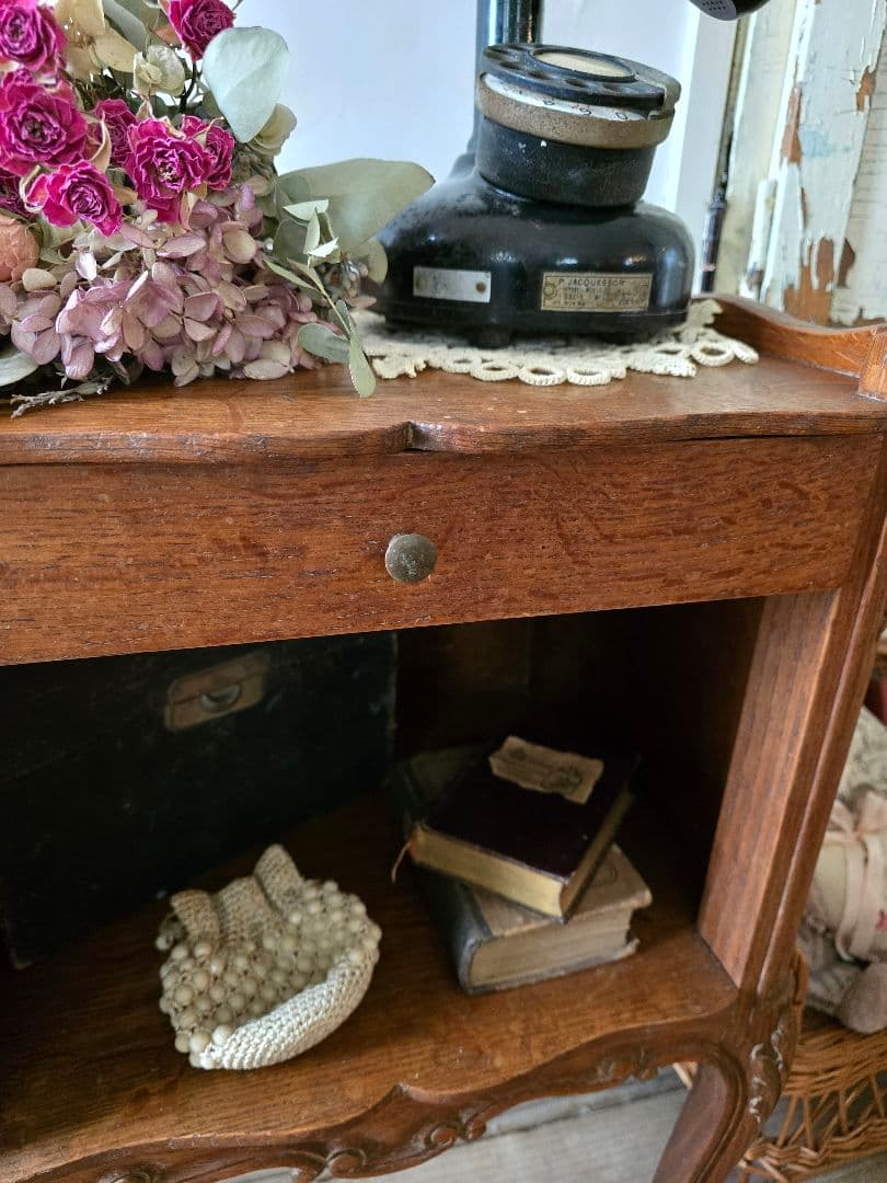 フランス　アンティーク　オーク　　ベッドサイドテーブル　家具